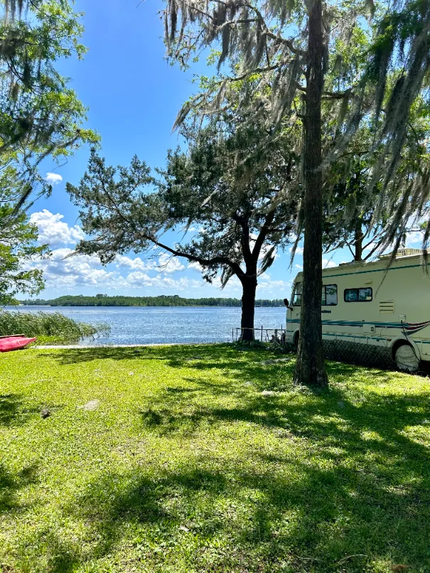 Inglis Lakeside RV Park - Inglis, FL (48)